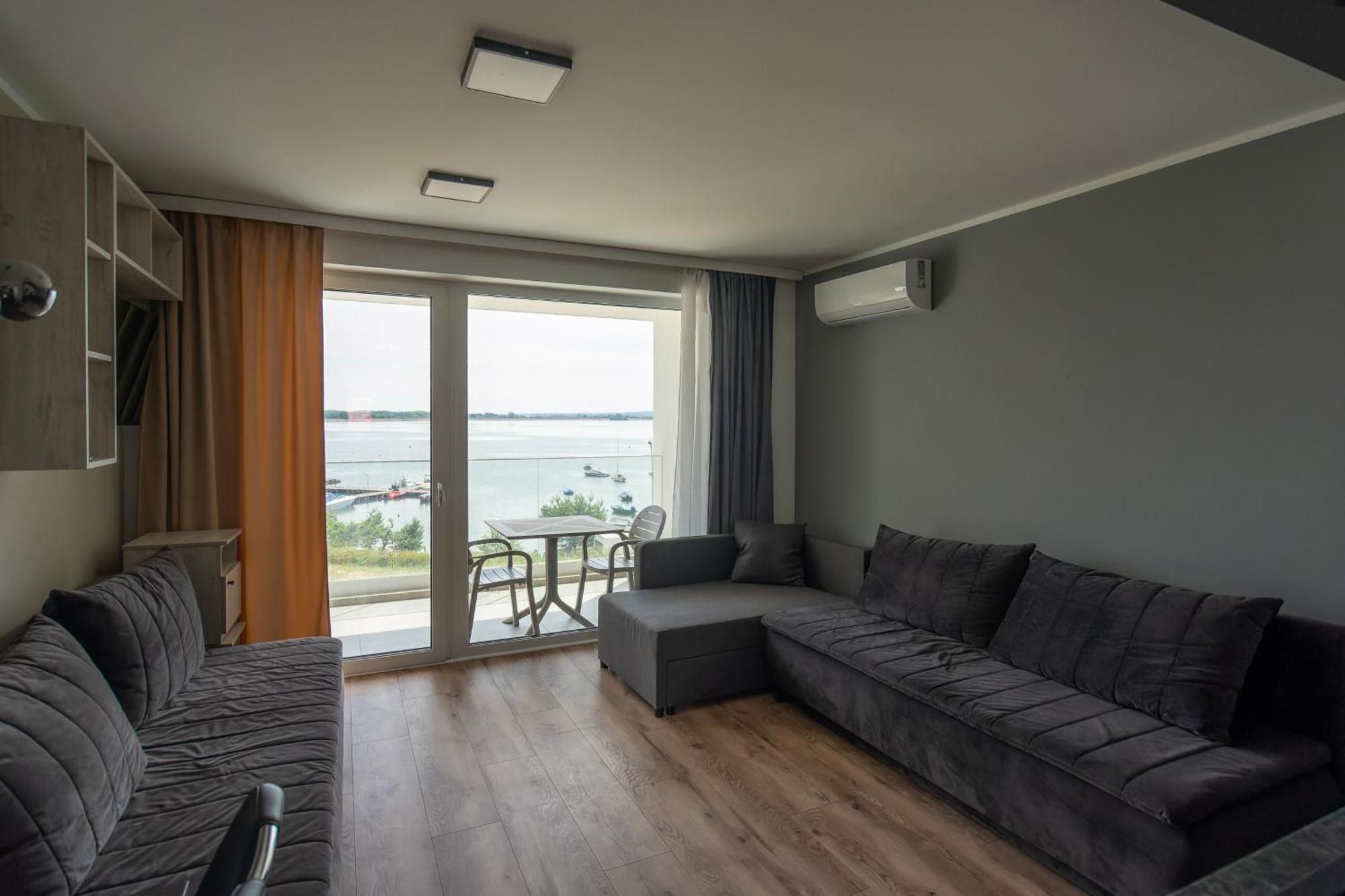 Ow Mewa Domki Apartamenty Nad Jeziorem نيسة المظهر الخارجي الصورة